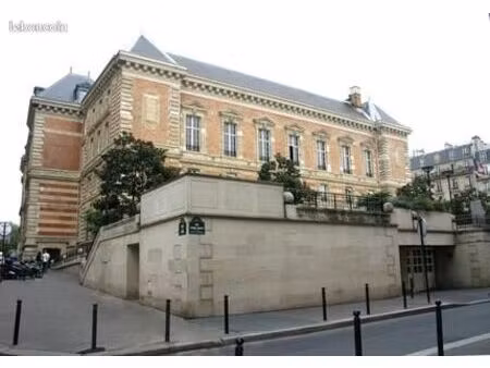 parking saemes mairie du 19ème – paris 19eme arrondissement métro laumière - buttes de cha