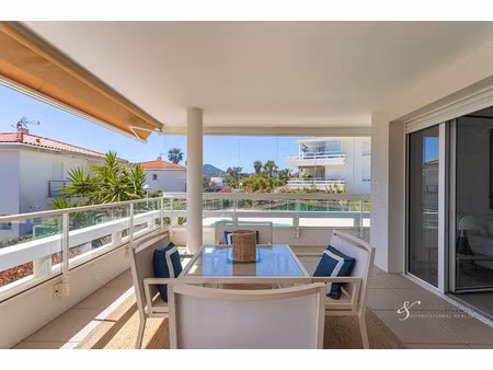 vente appartement 2 pièces 43.18 m² à carqueiranne (83320)  349 000 €