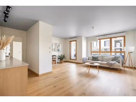 vente appartement 4 pièces 81 m² à la plaine saint denis (93210)  370 000 €