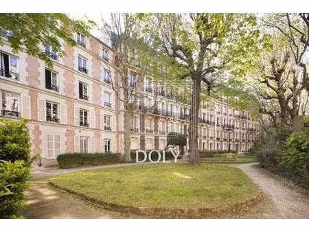 nouveauté doly // studio à proximité immédiate du panthéon de 15m2