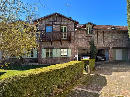 maison de luxe à vendre dans le quartier avenues