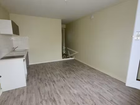 location appartement le lion d'angers  35m² 2 pièces 550€ maine-et-loire