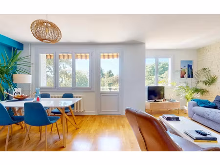 appartement tassin-la-demi-lune 70.6 m² t-3 à vendre  270 000 €