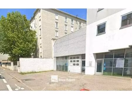 vente local d'activités 512 m²