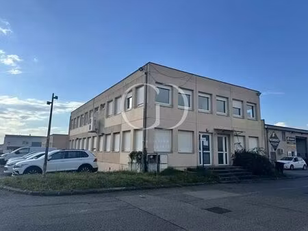 vente bureaux 232 m² à 545 m²