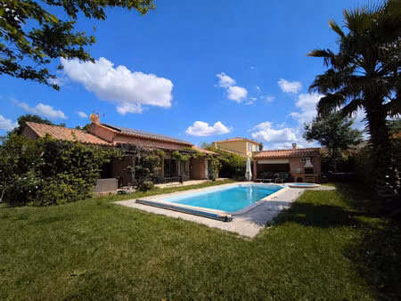 plan d'orgon - villa contemporaine  calme et prestations de qualité