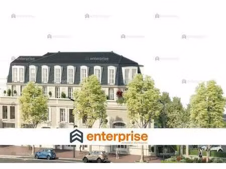 vente commerce chantilly 60500 98m²