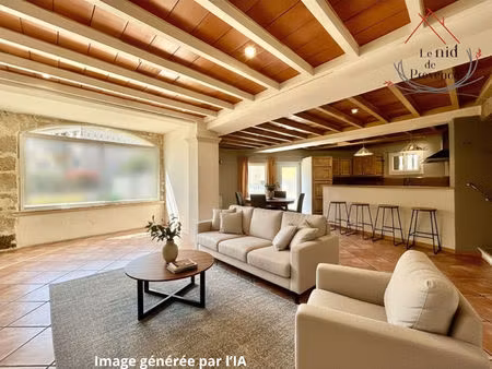 charmante maison de village t3 façade pierre caumont sur durance