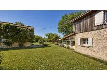 maison de luxe à vendre à sallebœuf