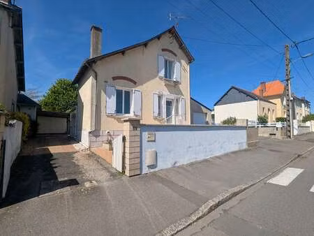 vente maison à segre (49500) : à vendre / 65m² segre