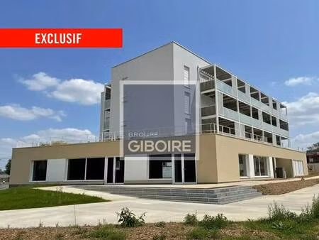 vente bureaux 142 m² à 323 m²