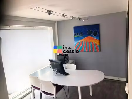 vente bureaux 81 m²