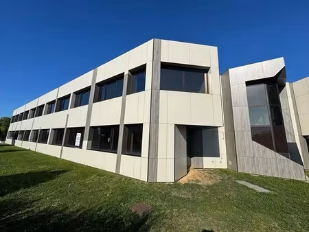 vente bureaux 450 m²