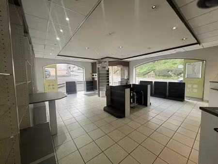 vente commerce auberives sur vareze 38550 101m²