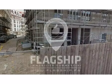 vente commerce chelles 77500 67m²