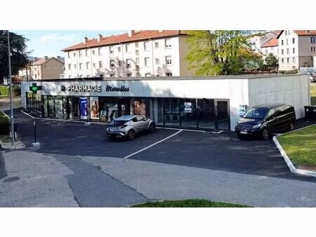 vente commerce firminy 42700 82m²