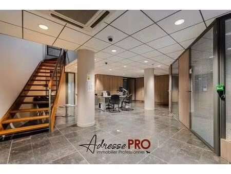 vente commerce le bouscat 33110 230m²