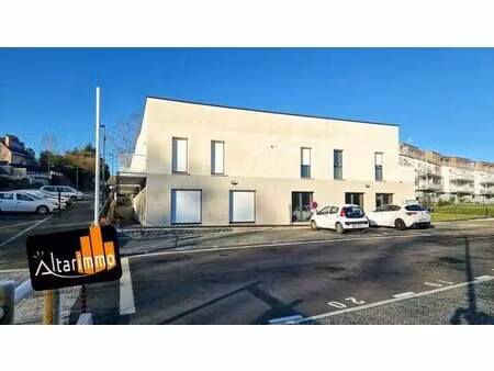 location bureaux 65 m² à 251 m²