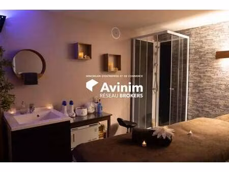 vente commerce voiron 38500 145m²