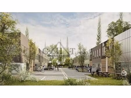 vente entrepôt moisselles 95570 2403m²