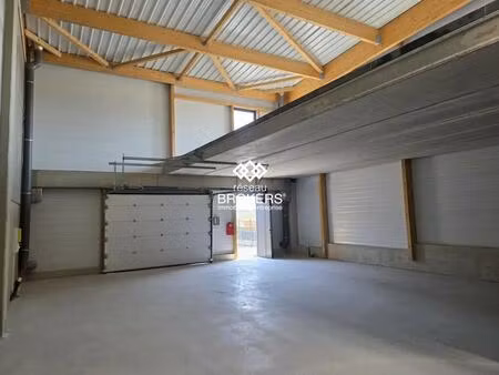 vente entrepôt vailhauques 34570 192m²