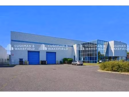vente local d’activités le plessis pate 91220 2730m²