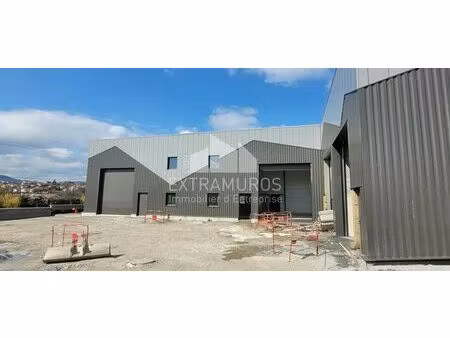 vente local d’activités saint etienne la varenne 69460 137m²