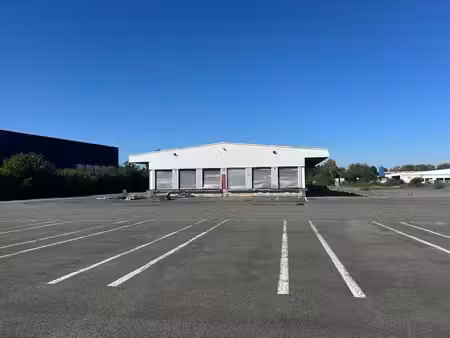 location local d’activités fretin 59273 1400m²