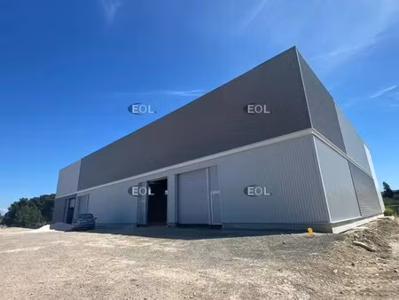 vente local d’activités marignane 13700 461m² à 923m²