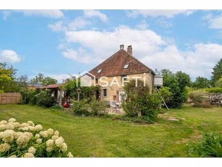 maison de charme rénovée à toucy  172 m²