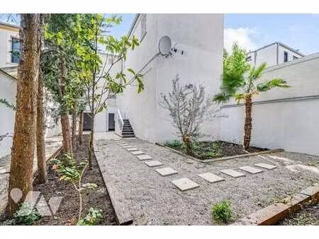 vente demeure d'exception à montreuil (93100) : à vendre / 158m² montreuil