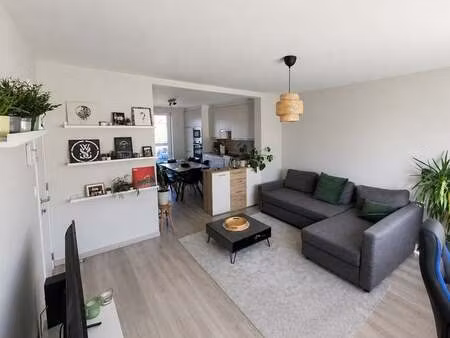 appartement à louer à sint-niklaas € 775 (lnrab) - hillewaere gent | zimmo
