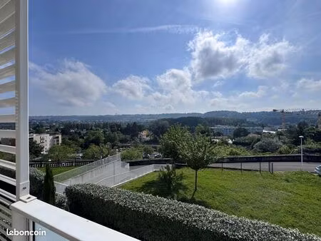 appartement 3 pièces 58 m²