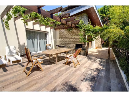 villa de 190 m2 sur un terrain de 2040 m2 les molieres