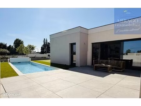 villa 4 pièces 128 m²