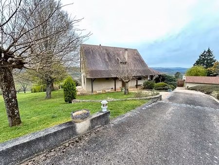 propriété 7 pièces 168 m²