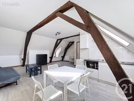 studio 1 pièce 29 m²