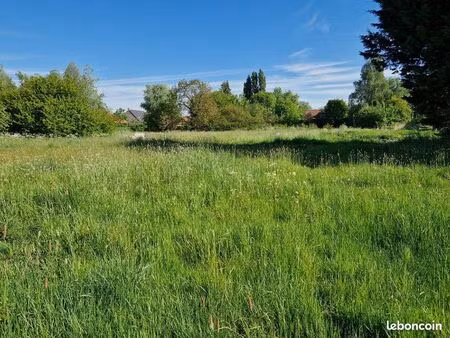 terrain 547 m² coutiches