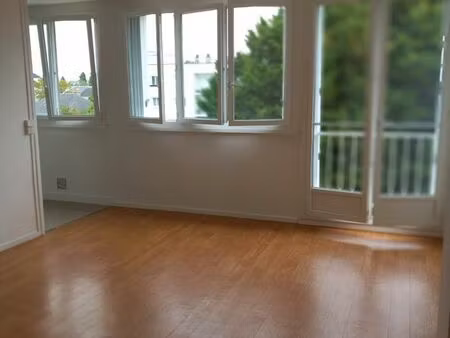 tours loue studio 30m2