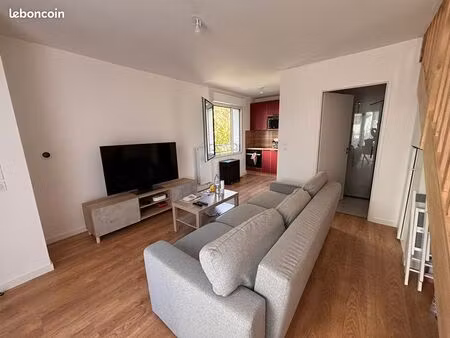 appartement 1 pièce 12 m²