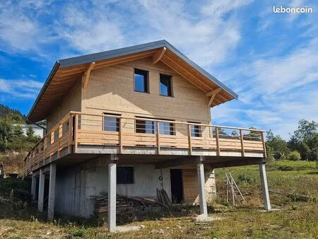 chalet 4 pièces 96 m²