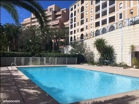 septembre à fin déc studio cabine piscine proche monaco