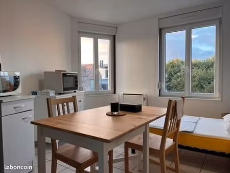 studio meublé à louer à fretin - disponible