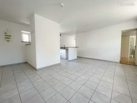 appartement t3 59m² lumineux en plein centre ville avec parking