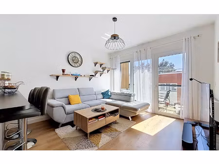 appartement voisins-le-bretonneux 43.4 m² t-2 à vendre  236 250 €