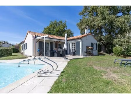 achat : maison (79340)