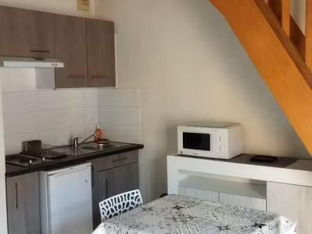 t2 meublé en duplex