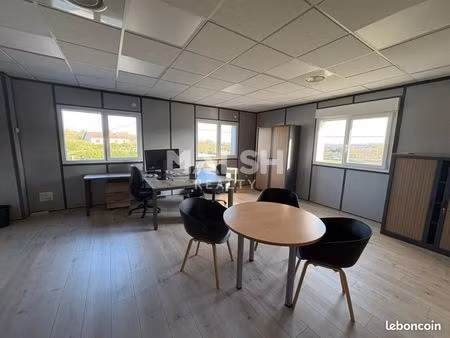 bureau 36 m²