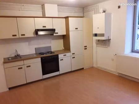 location appartement f2 centre ville de lure
