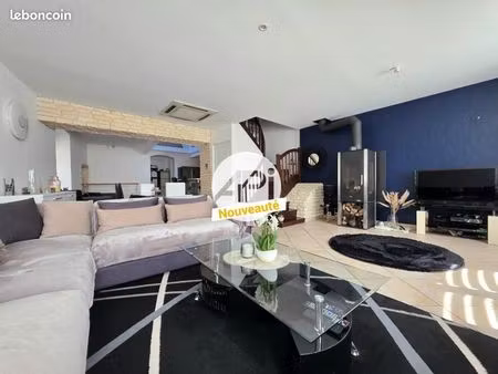 maison de village 4 pièces 135 m²